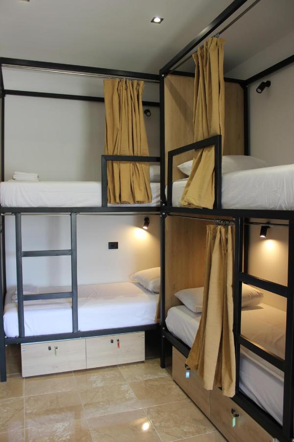 Central Boutique Hostel Саранда Экстерьер фото